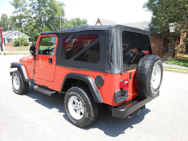 Jeep Wrangler 2005 photo 2