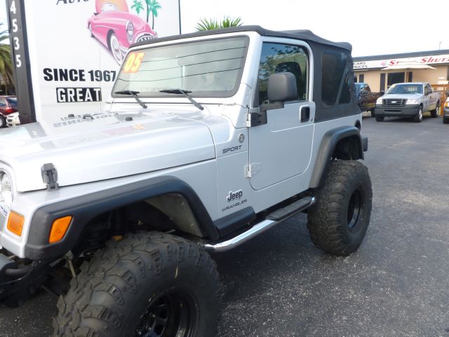 Jeep Wrangler 2005 photo 10