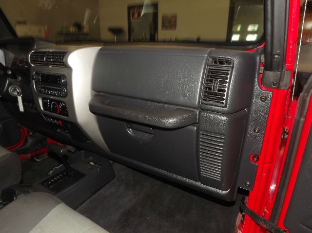 Jeep Wrangler 2005 photo 7