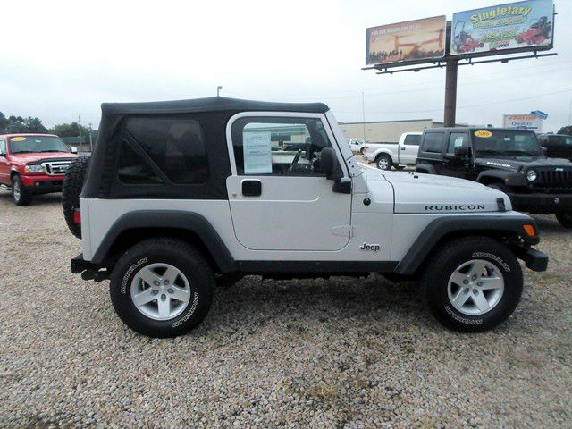 Jeep Wrangler 2005 photo 2