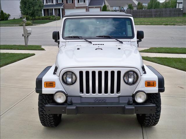 Jeep Wrangler CREW DSL XLT Pickup