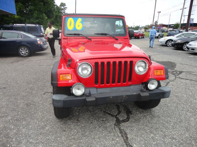 Jeep Wrangler ALL Wheel Drive - NEW Tires SUV