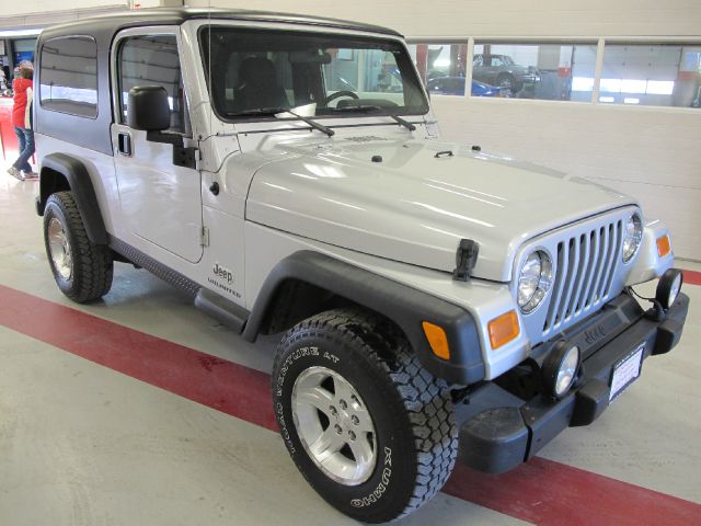 Jeep Wrangler ALL Wheel Drive - NEW Tires SUV