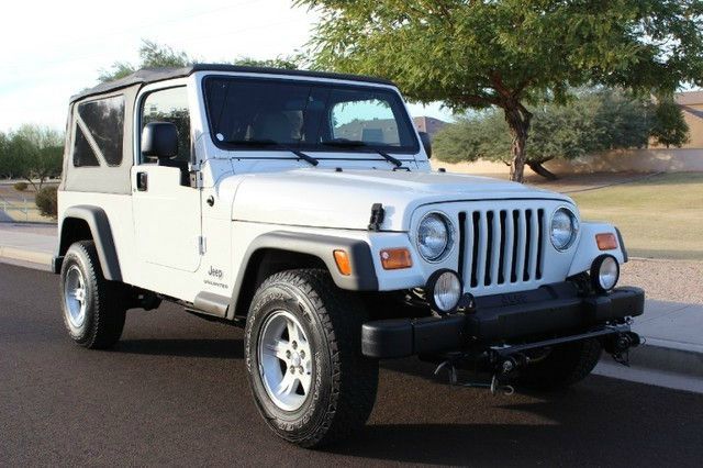 Jeep Wrangler ALL Wheel Drive - NEW Tires SUV