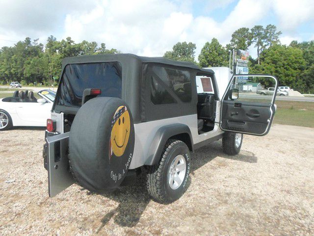 Jeep Wrangler 2006 photo 28