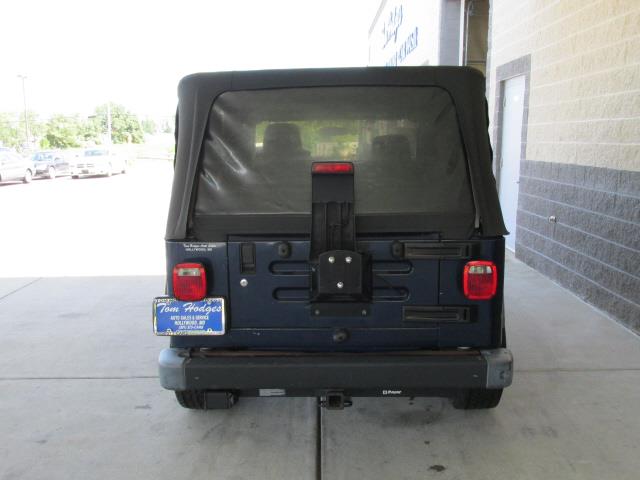 Jeep Wrangler ALL Wheel Drive - NEW Tires SUV