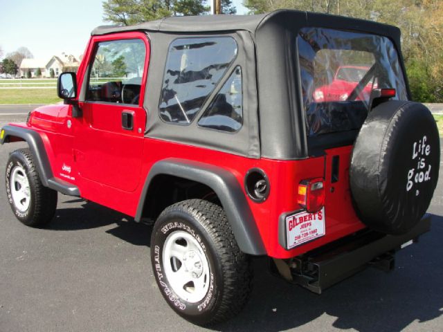 Jeep Wrangler SE SUV