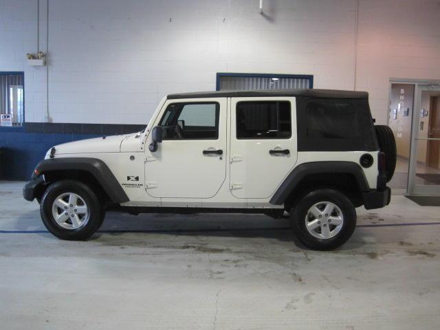 Jeep Wrangler 3500 15 Passenger Sport Utility