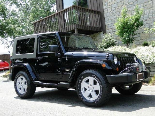 Jeep Wrangler 3.5 SE SUV