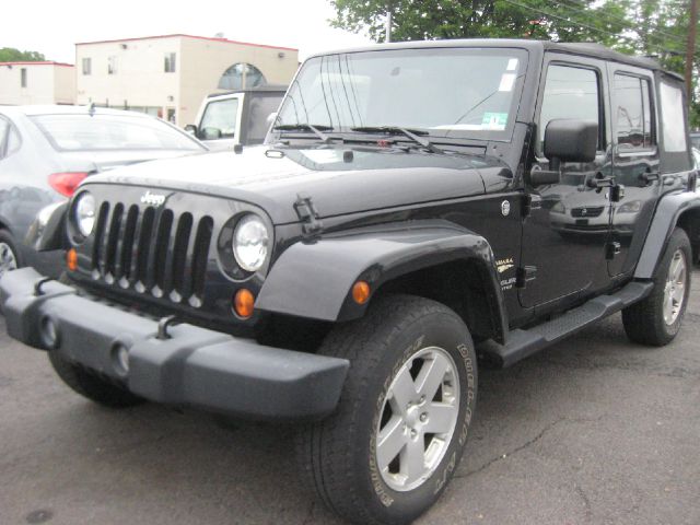 Jeep Wrangler 1500 Extended Cargo Clean SUV