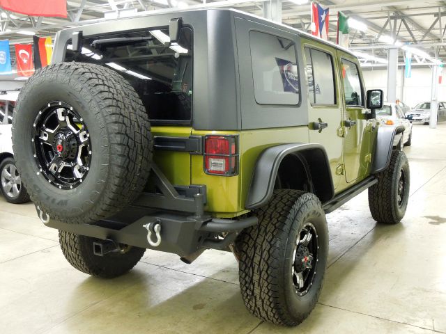 Jeep Wrangler X-cab Sport SUV