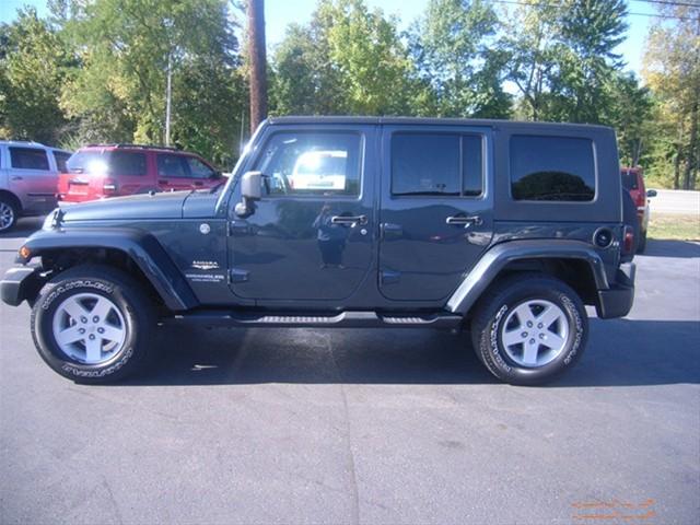 Jeep Wrangler HB Manual SPEC (natl) Sport Utility