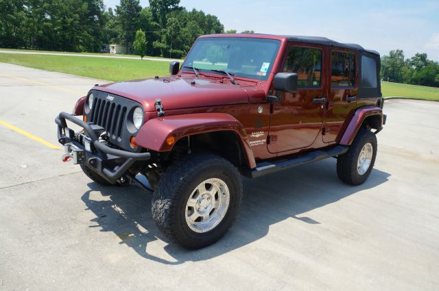 Jeep Wrangler 1500 Extended Cargo Clean SUV