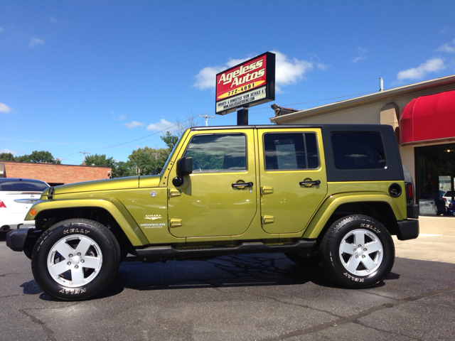 Jeep Wrangler 1500 Extended Cargo Clean SUV