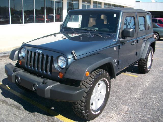 Jeep Wrangler 3500 15 Passenger Sport Utility