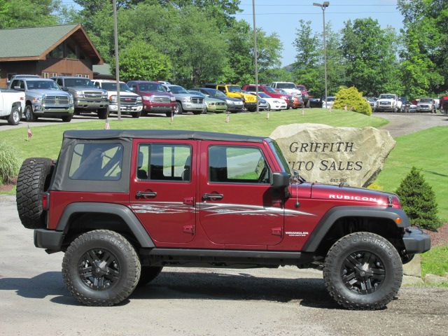 Jeep Wrangler 1500 Extended Cargo Clean SUV