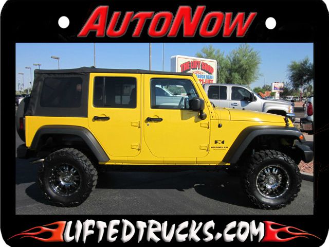 Jeep Wrangler 1500 Extended Cargo Clean SUV