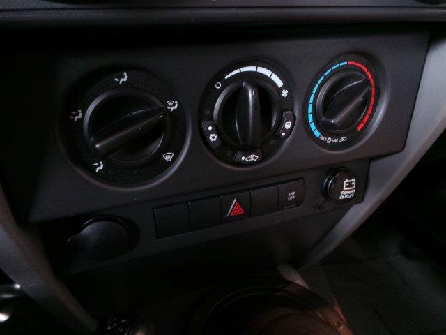 Jeep Wrangler 2008 photo 20