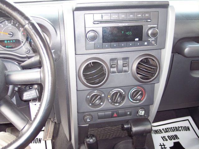 Jeep Wrangler 2009 photo 2