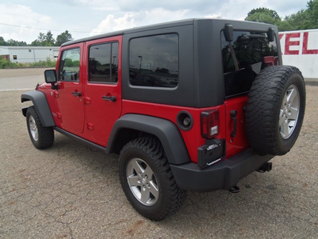 Jeep Wrangler 2010 photo 1