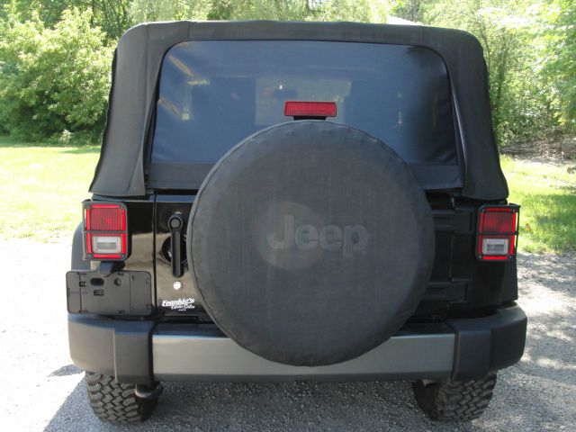 Jeep Wrangler 2010 photo 13