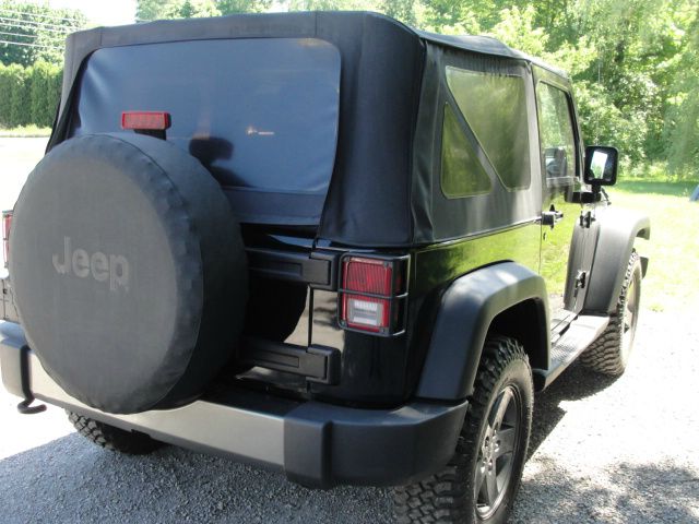 Jeep Wrangler 2010 photo 14