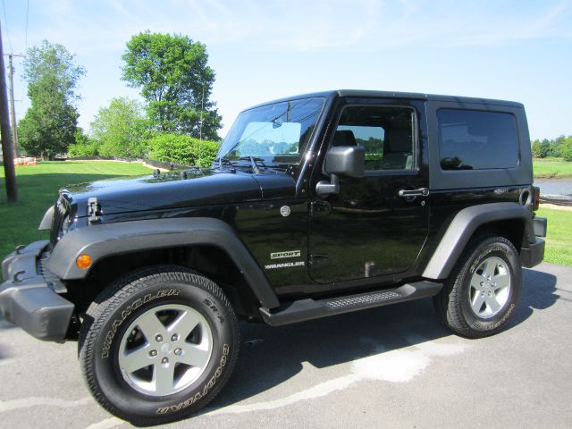 Jeep Wrangler 2010 photo 1