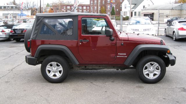 Jeep Wrangler 2010 photo 3