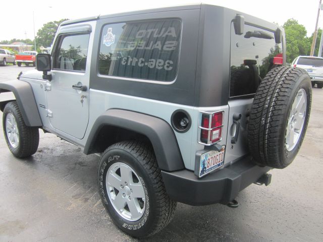 Jeep Wrangler 2010 photo 1