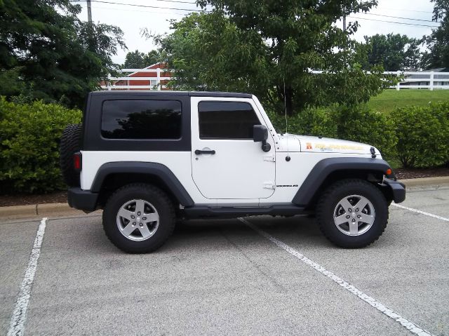 Jeep Wrangler 2010 photo 3