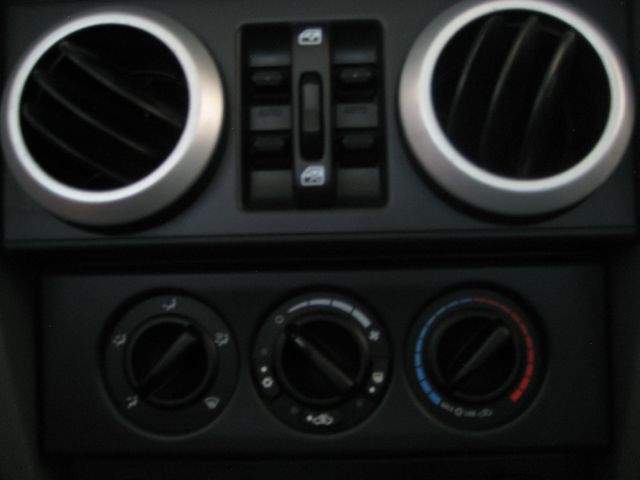 Jeep Wrangler 2010 photo 15