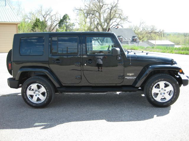 Jeep Wrangler 2010 photo 24