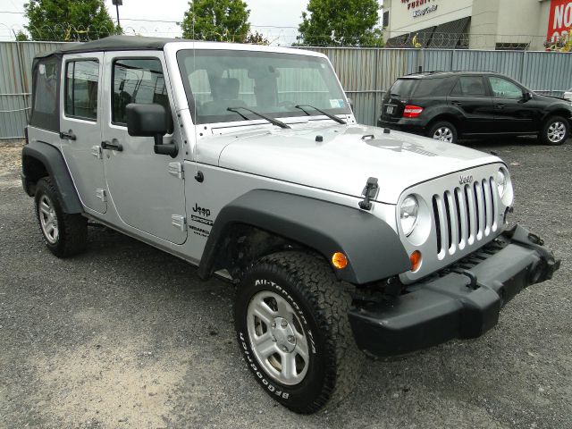 Jeep Wrangler 2010 photo 38