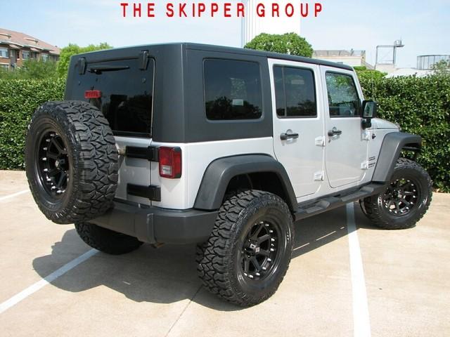 Jeep Wrangler 2010 photo 4