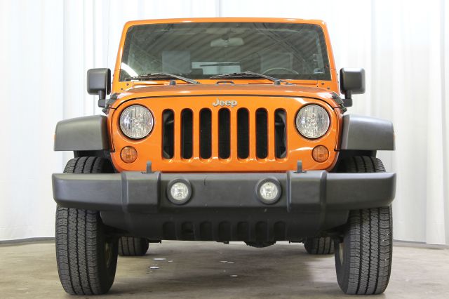 Jeep Wrangler 2010 photo 23