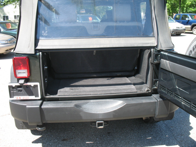 Jeep Wrangler 2010 photo 1