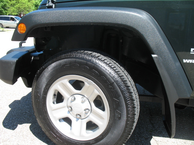 Jeep Wrangler 2010 photo 8