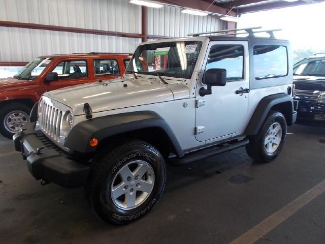 Jeep Wrangler 2010 photo 3