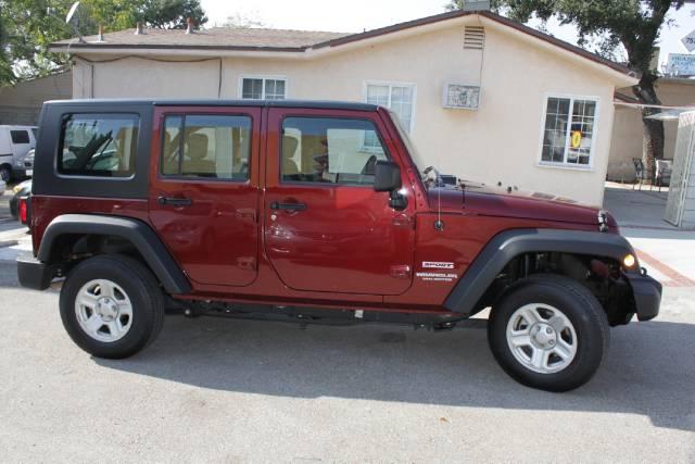 Jeep Wrangler 2010 photo 1