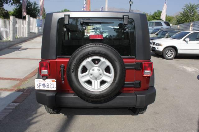 Jeep Wrangler 2010 photo 3