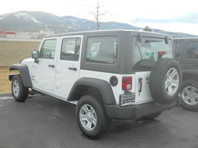 Jeep Wrangler 2011 photo 3