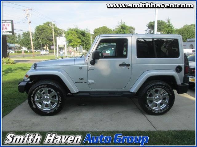 Jeep Wrangler 2011 photo 2