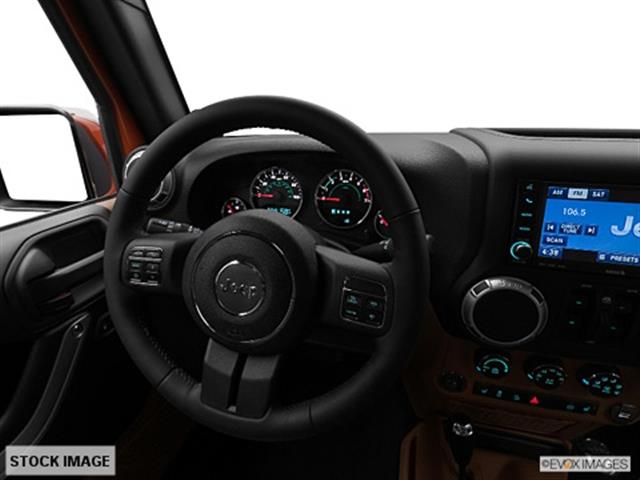 Jeep Wrangler 2011 photo 2