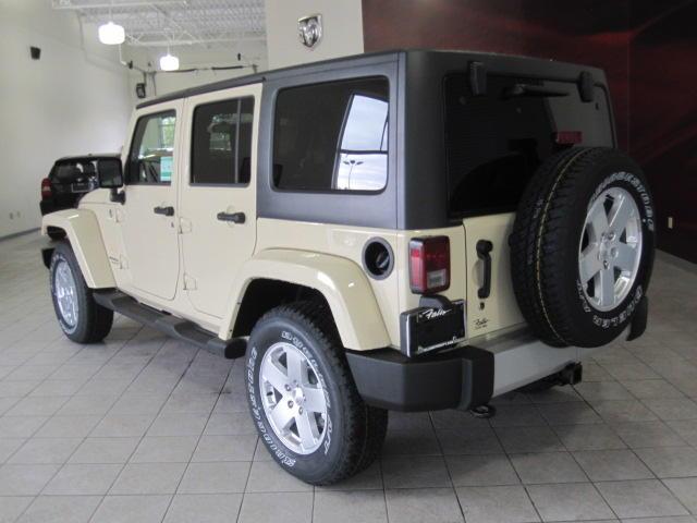 Jeep Wrangler 2011 photo 2