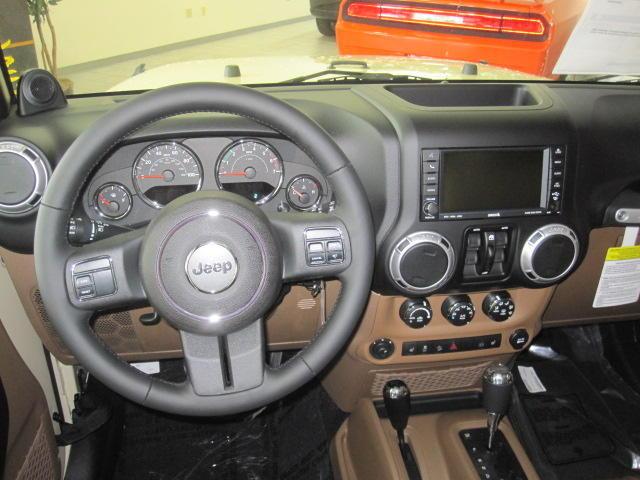 Jeep Wrangler 2011 photo 5