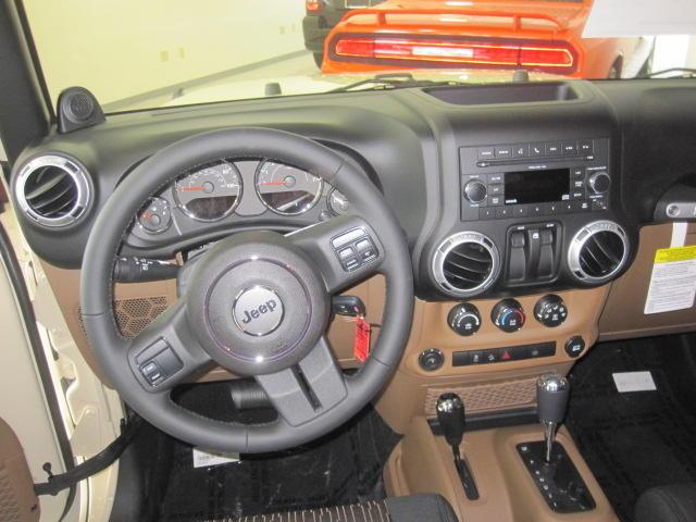 Jeep Wrangler 2011 photo 5