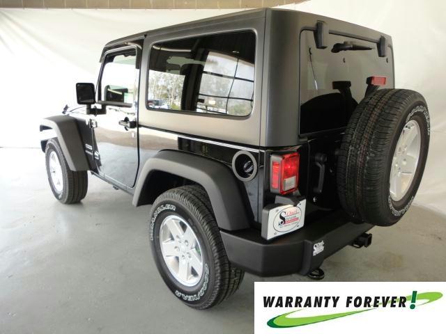 Jeep Wrangler 2011 photo 1