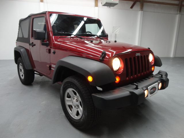 Jeep Wrangler 2011 photo 24