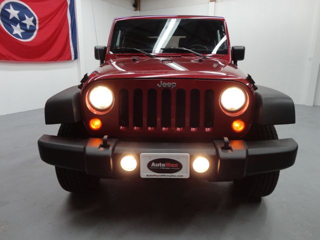 Jeep Wrangler 2011 photo 25