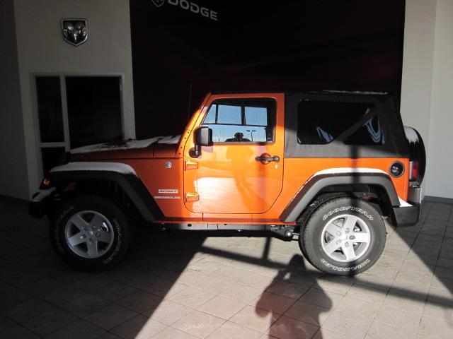 Jeep Wrangler 2011 photo 1